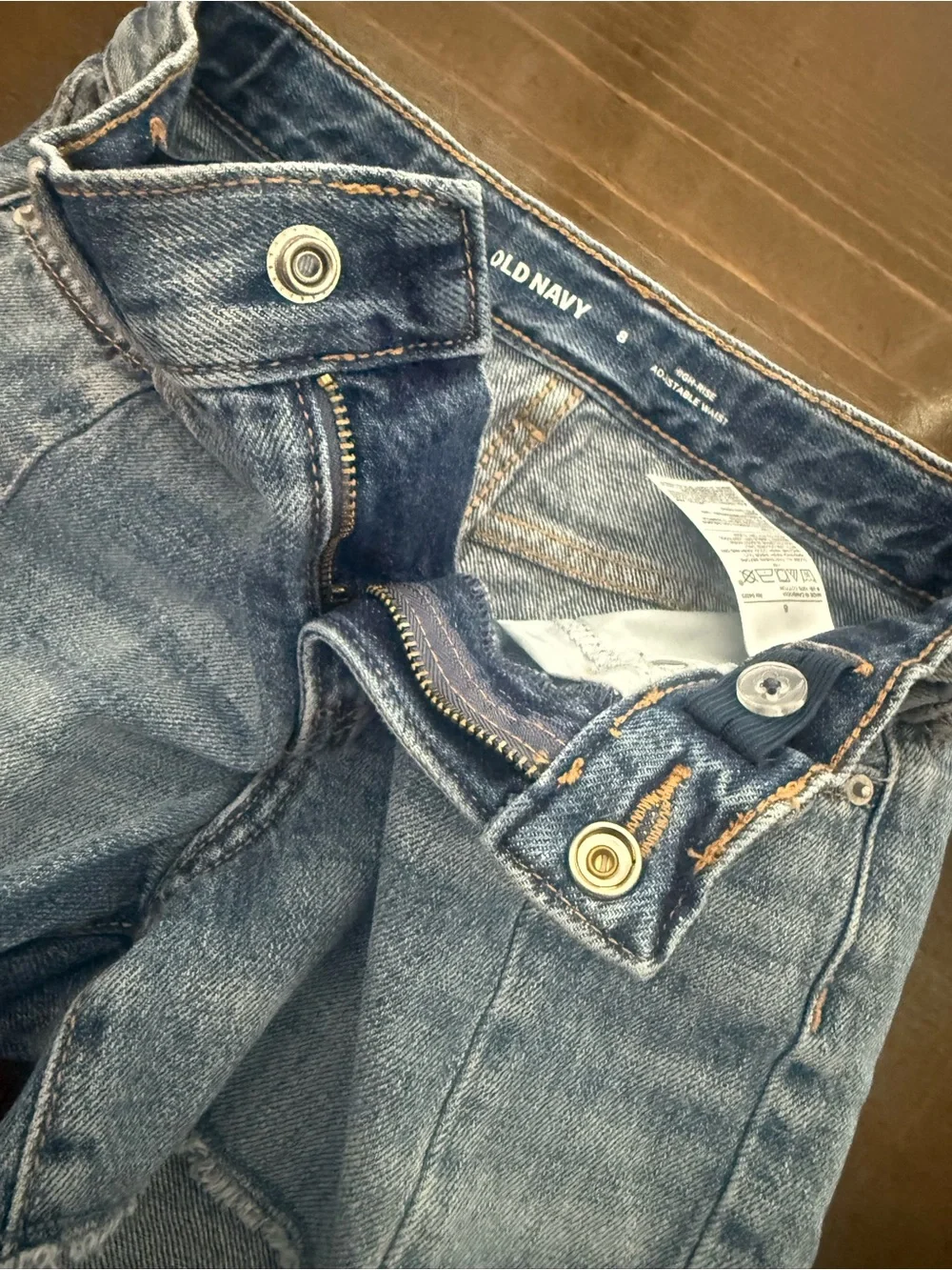 Old Navy High Waisted Light Blue Denim Frayed Hem Jean Shorts, size 8